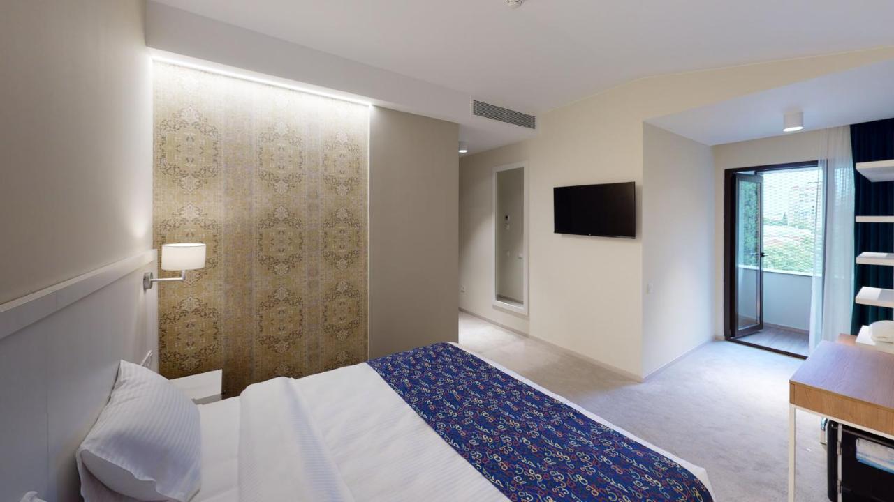 Epigraph Design Kosher Hotel Tbilisi Exterior foto